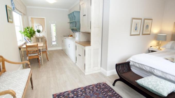 Apartment Wedgwood